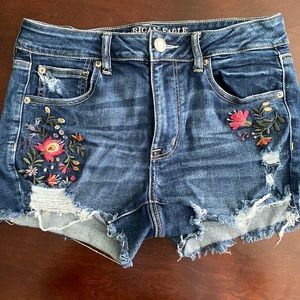 American Eagle High rise next level stretch Shorts size 12